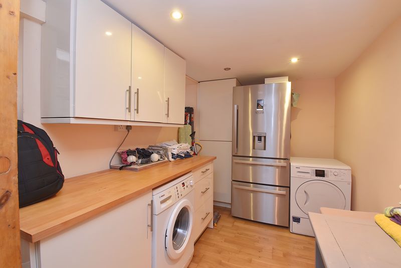Utility Room- click for photo gallery